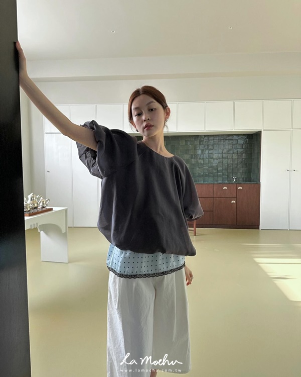 圓領五分澎袖麻料上衣
